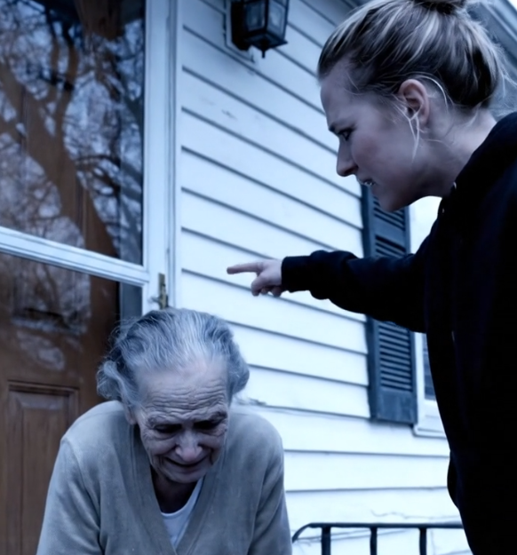I EVICTED MY ELDERLY MOTHER BECAUSE SHE WAS ‘CRAMPING MY STYLE,’ ONLY TO RECEIVE A PHONE CALL 48 HOURS LATER REVEALING THE $8 MILLION SECRET HIDDEN IN HER TATTERED SUITCASE—A SECRET THAT DESTROYED MY EGO AND SAVED MY SOUL.
