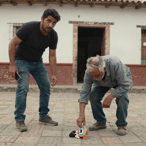 UN TIPO GOLPEÓ A UN ANCIANO FRENTE A MI LOCAL EN TLAQUEPAQUE… CUANDO VI LO QUE CAYÓ AL SUELO, MI MUNDO SE DERRUMBÓ.