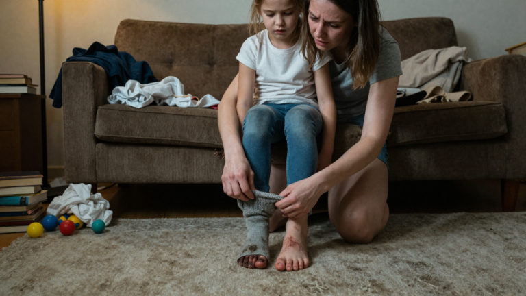 MY STEPDAUGHTER NEVER TOOK OFF HER SOCKS FOR 6 MONTHS.WHEN I FINALLY PEELED THEM BACK, I REALIZED THE EXTRA TOES WEREN’T THE SCARIEST PART. THE TRUTH ABOUT HER MOTHER IS BURIED IN OUR BACKYARD. – storyteller