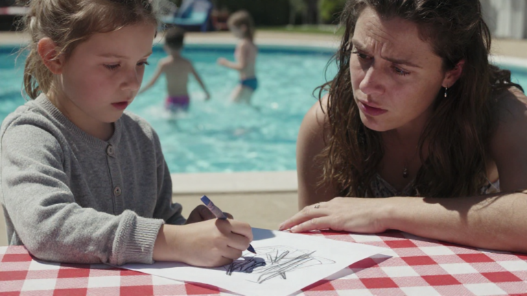 I Thought the Little Girl at the Community Choir Picnic Was Just Too Shy to Swim—Until She Kept Her Cardigan Buttoned in the 98-Degree Heat and Slipped Me a Chilling Crayon Drawing – storyteller